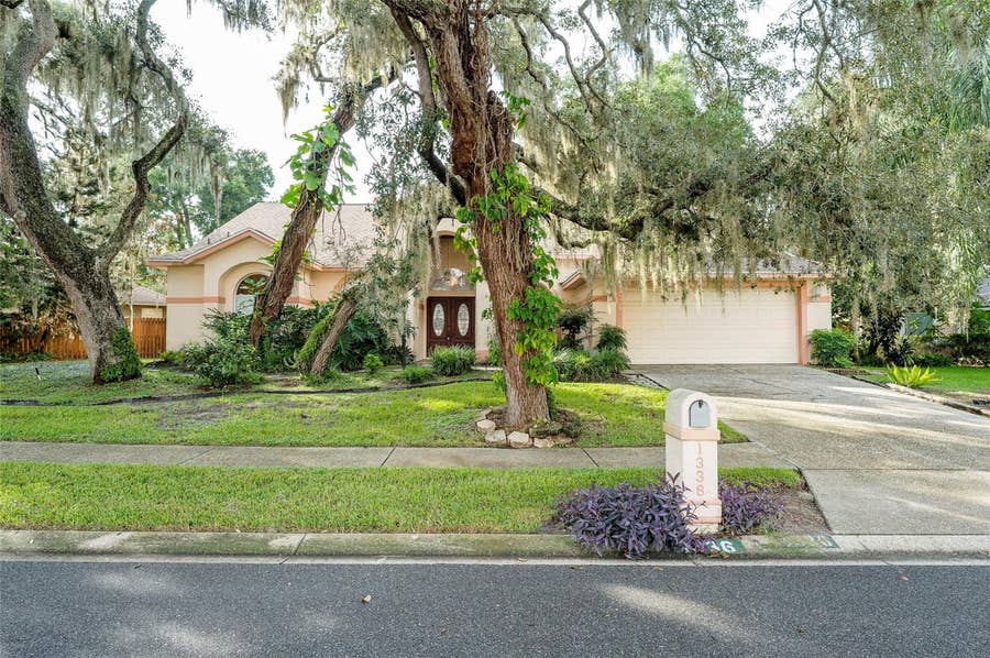 Property photo for 1336 WATERWOOD DRIVE, Lutz, FL