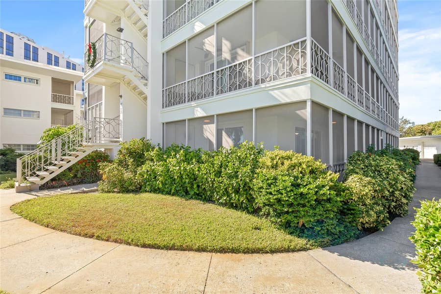 Property photo for 1012 N SHORE DRIVE NE, #14, St Petersburg, FL