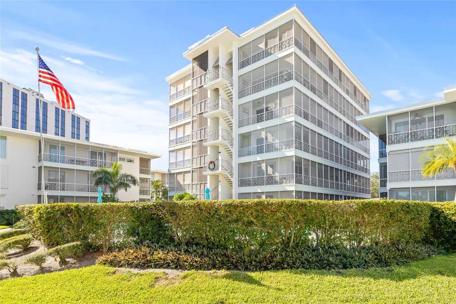 Property photo for 1012 N SHORE DRIVE NE, #14, St Petersburg, FL