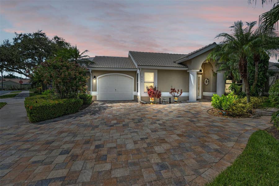 Property photo for 511 HAVERHILL LANE, Safety Harbor, FL