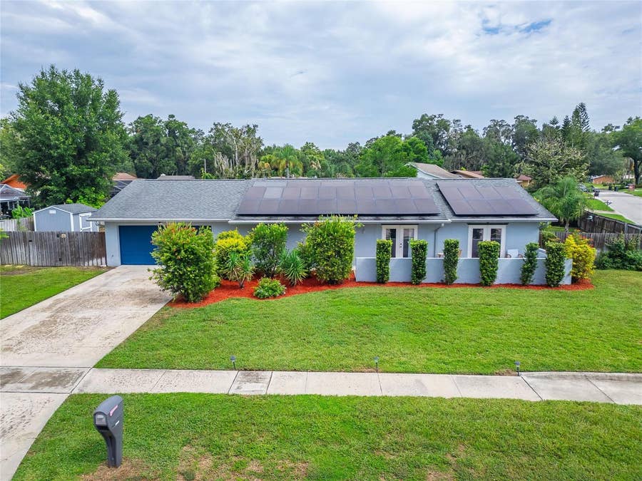 Property photo for 1120 LAKEMONT DRIVE, Valrico, FL