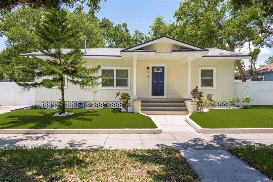 Property photo for 206 W WARREN AVENUE, Tampa, FL