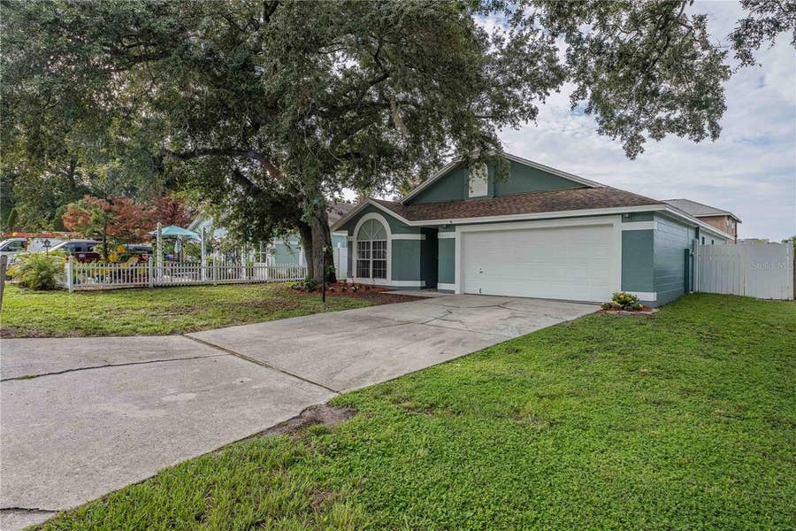 Property photo for 1695 LAKESIDE DRIVE, Bartow, FL