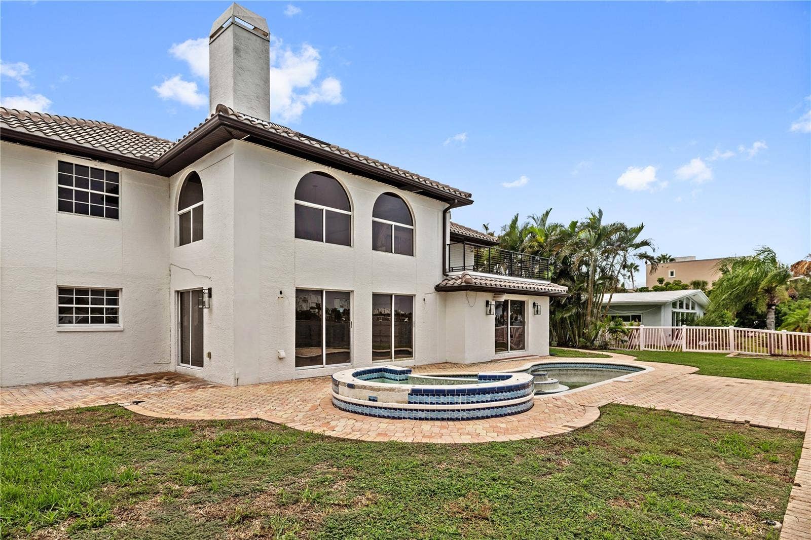 423 55TH AVENUE, St Pete Beach, FL 33706 423 55TH AVENUE, St Pete Beach, FL 33706