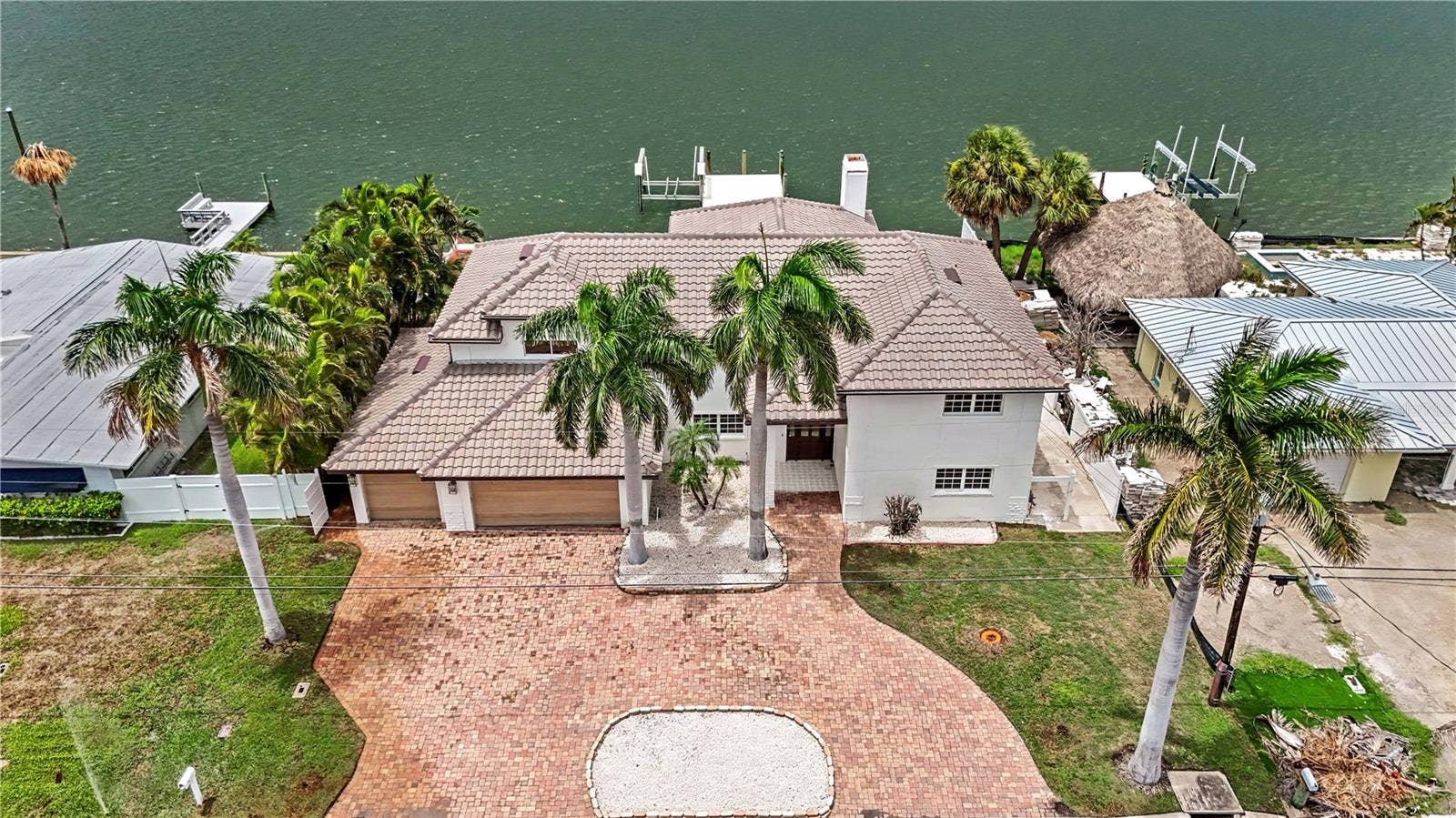 423 55TH AVENUE, St Pete Beach, FL 33706 423 55TH AVENUE, St Pete Beach, FL 33706