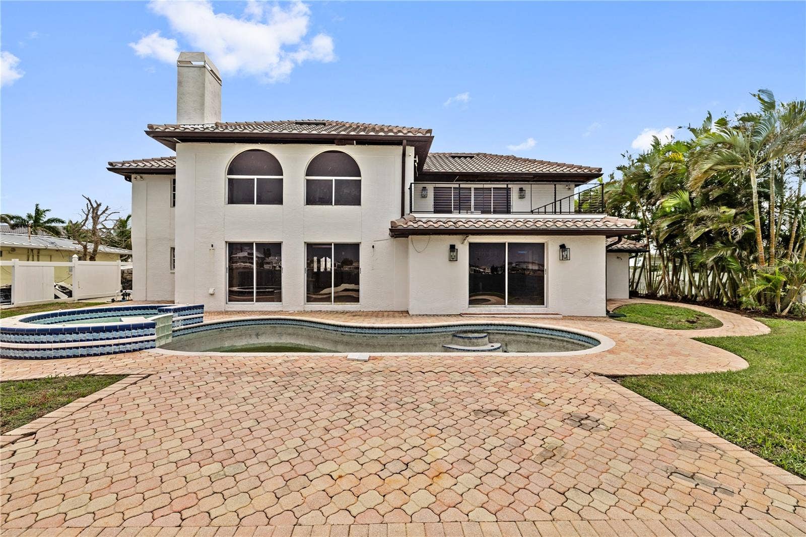 423 55TH AVENUE, St Pete Beach, FL 33706 423 55TH AVENUE, St Pete Beach, FL 33706