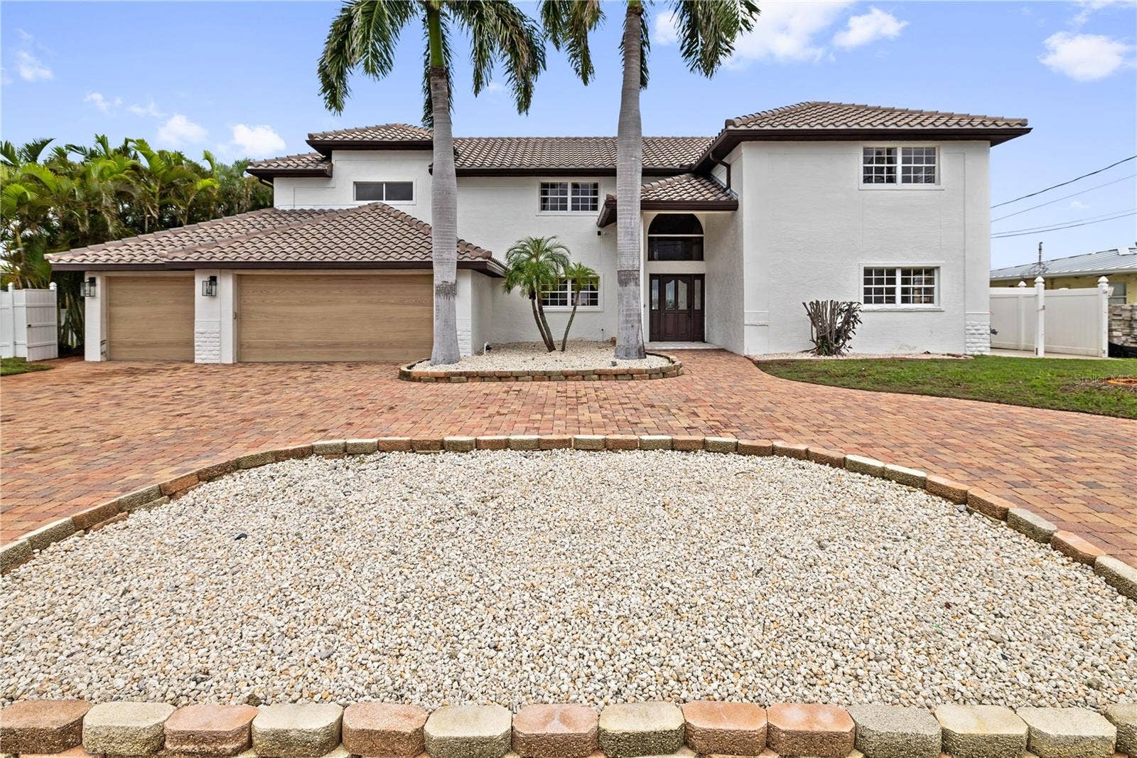 423 55TH AVENUE, St Pete Beach, FL 33706 423 55TH AVENUE, St Pete Beach, FL 33706