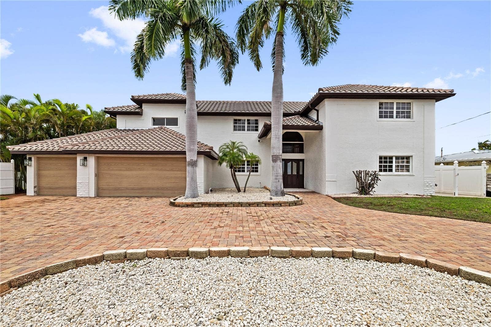 423 55TH AVENUE, St Pete Beach, FL 33706 423 55TH AVENUE, St Pete Beach, FL 33706