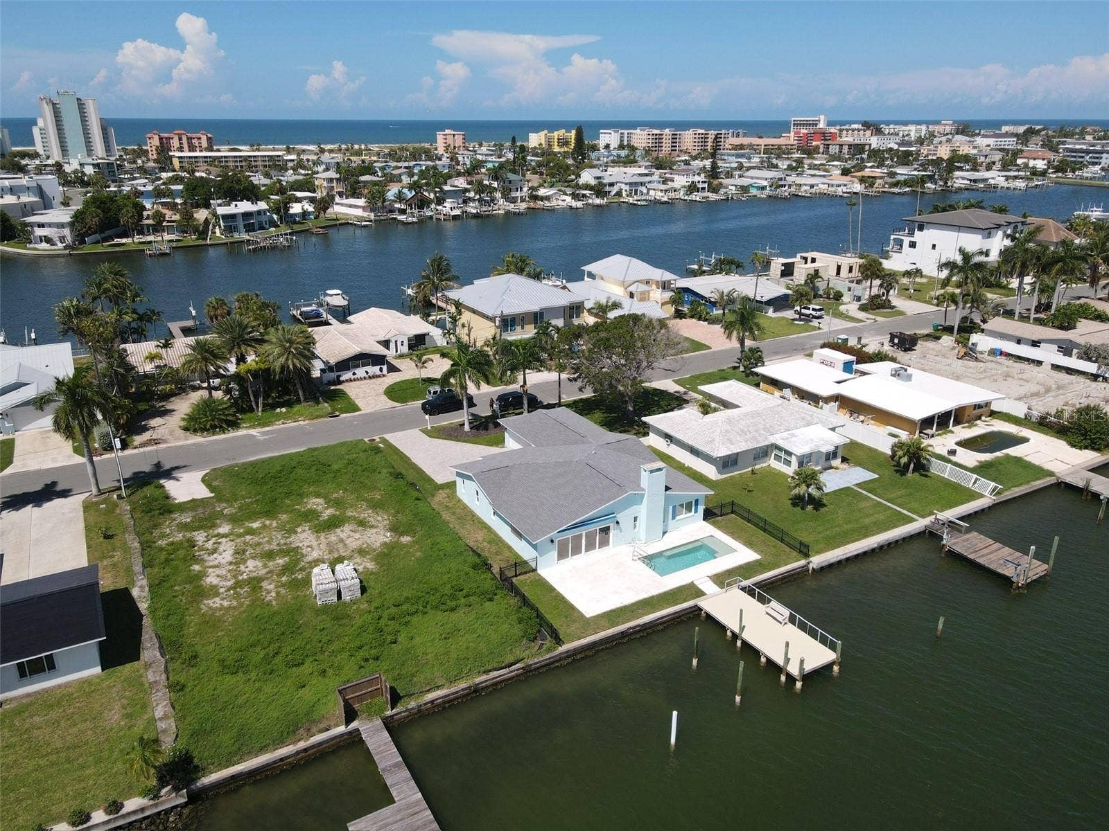 11125 4TH ST E, Treasure Island, FL 33706 11125 4TH ST E, Treasure Island, FL 33706