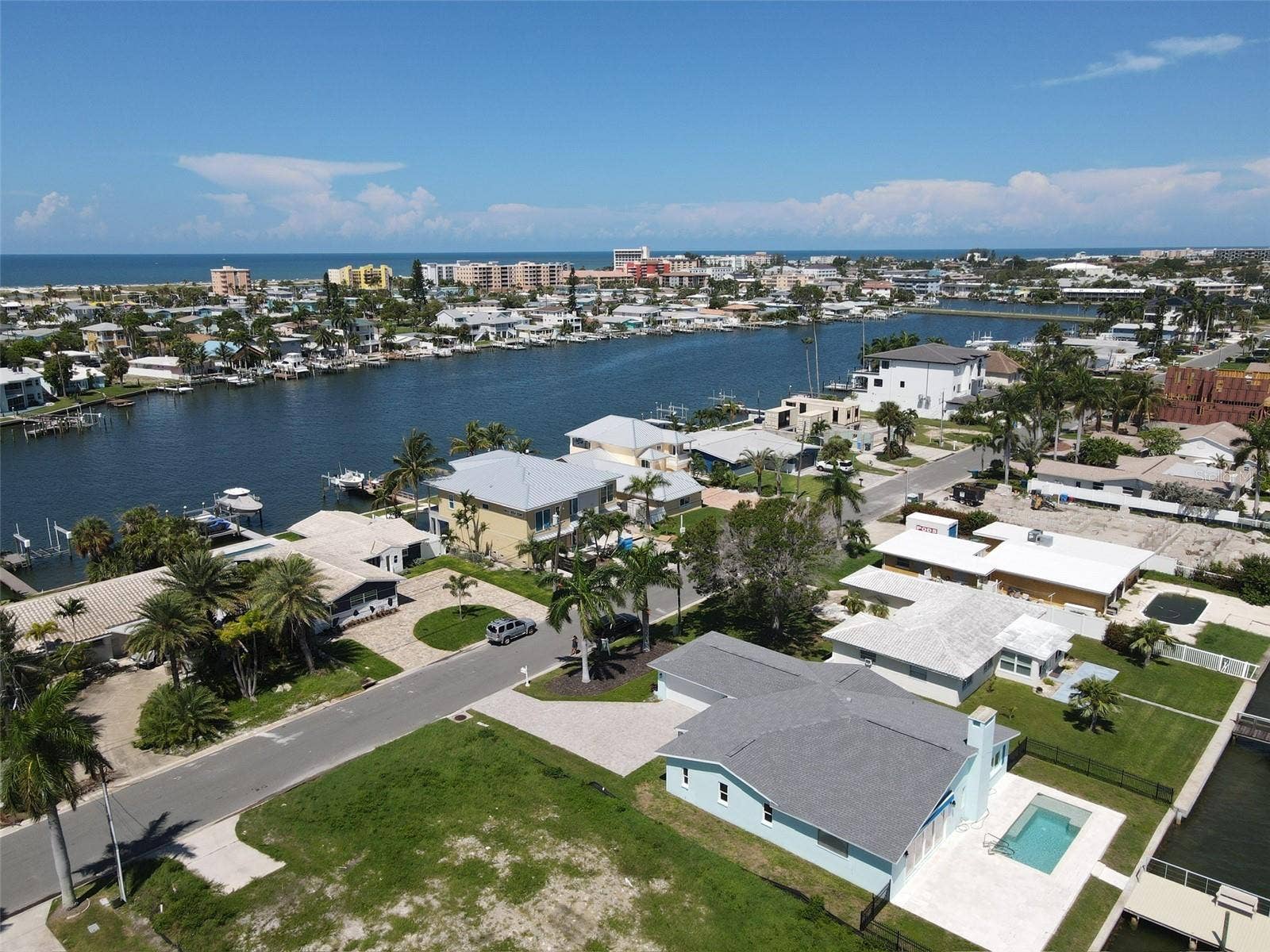 11125 4TH ST E, Treasure Island, FL 33706 11125 4TH ST E, Treasure Island, FL 33706