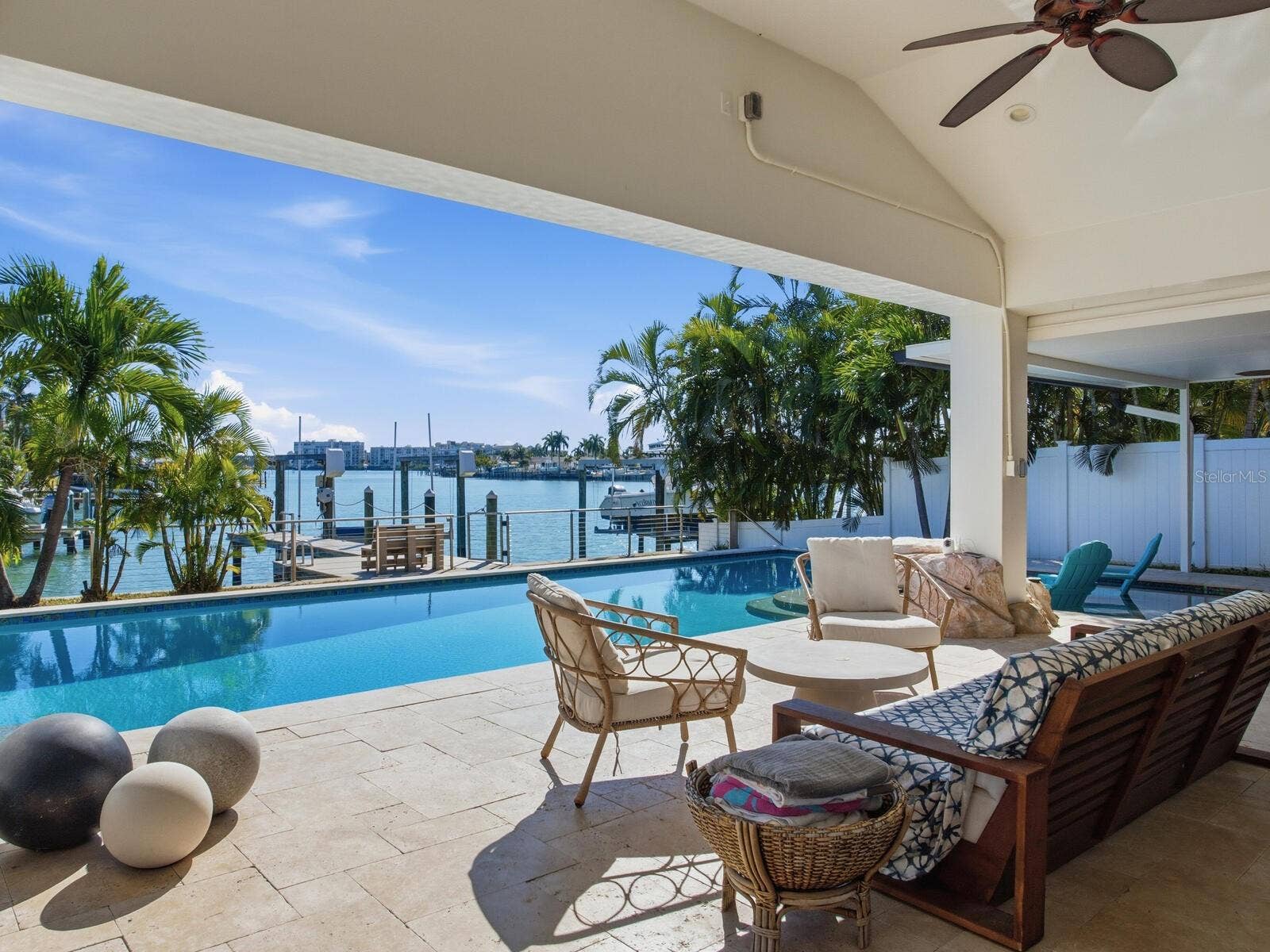 1028 79TH STREET S, St Petersburg, FL 33707 1028 79TH STREET S, St Petersburg, FL 33707