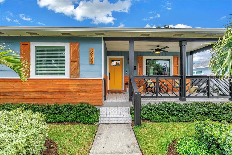 Property photo for 3935 BURLINGTON AVENUE N, St Petersburg, FL