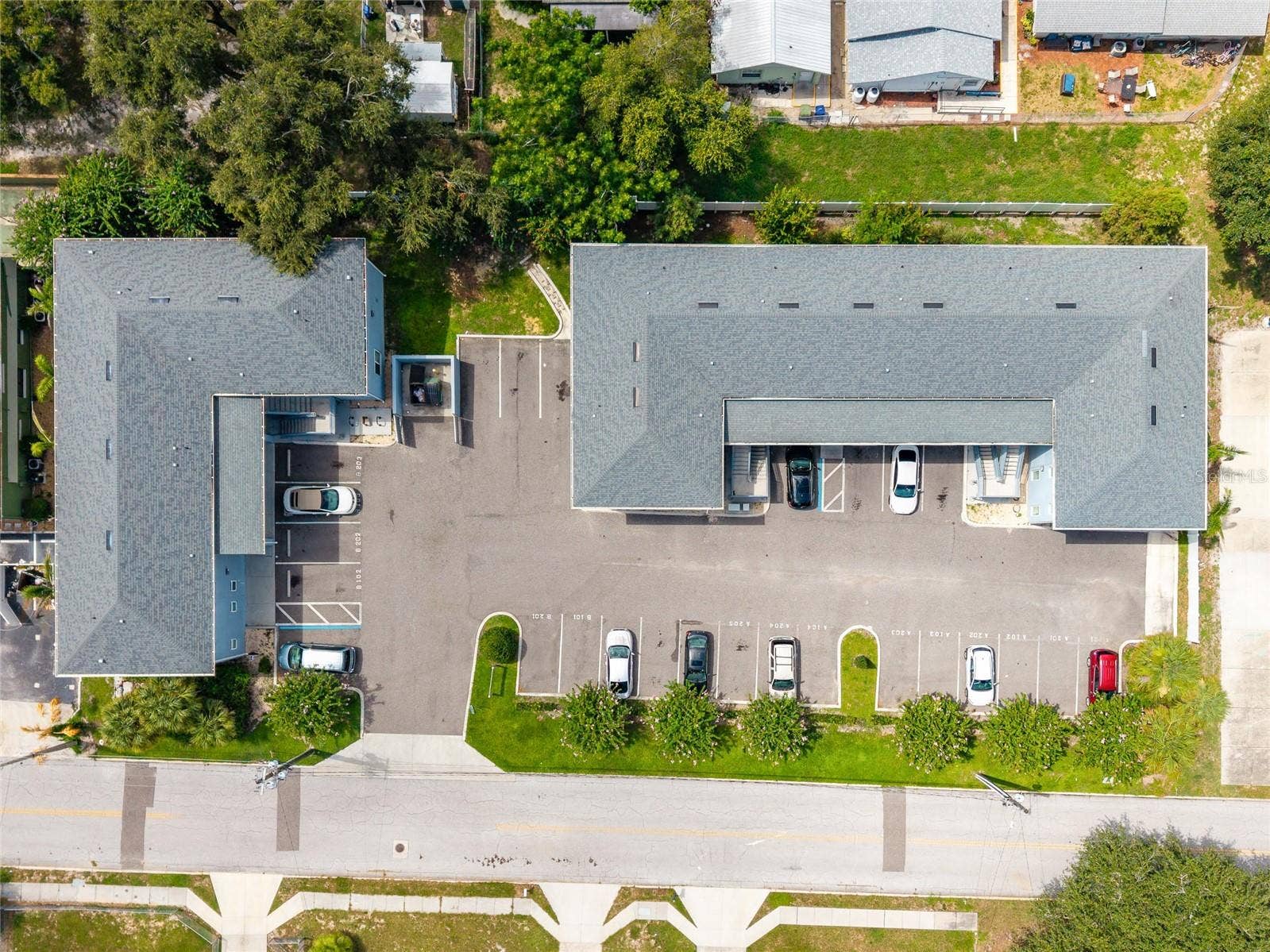 750 AVE C SW, Winter Haven, FL 33880 750 AVE C SW, Winter Haven, FL 33880