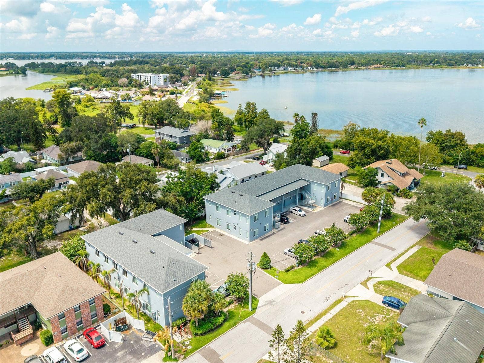 750 AVE C SW, Winter Haven, FL 33880 750 AVE C SW, Winter Haven, FL 33880