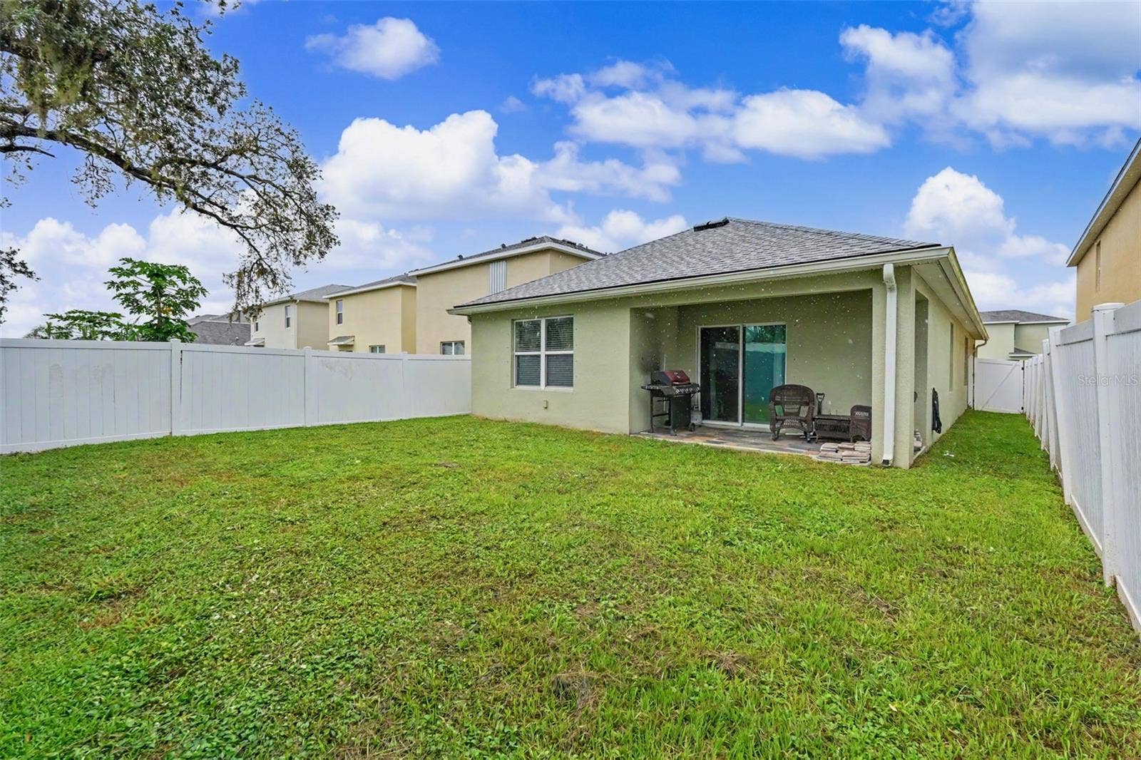 3918 WILLOW HAMMOCK DRIVE, Palmetto, FL 34221 3918 WILLOW HAMMOCK DRIVE, Palmetto, FL 34221