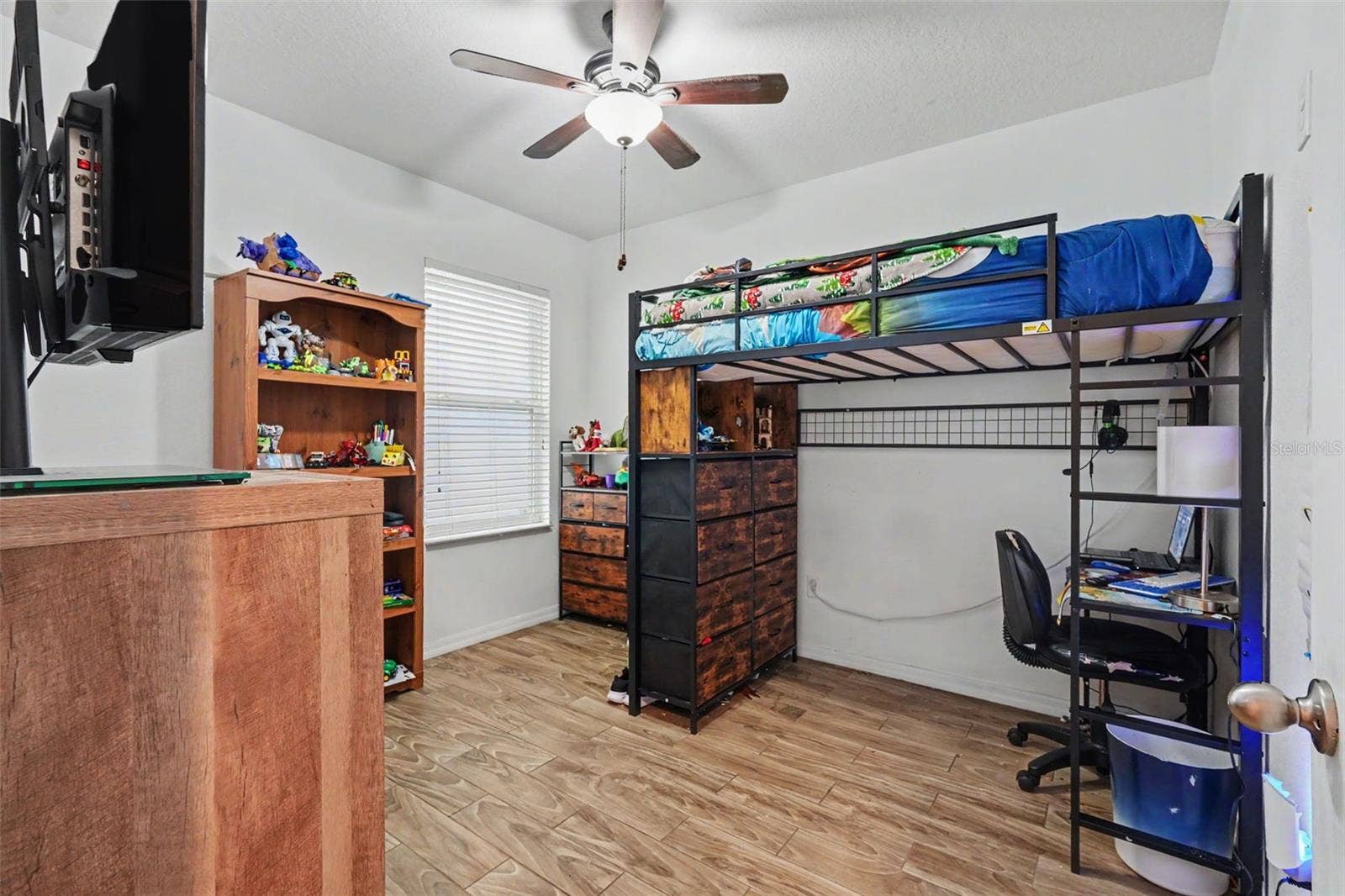 3918 WILLOW HAMMOCK DRIVE, Palmetto, FL 34221 3918 WILLOW HAMMOCK DRIVE, Palmetto, FL 34221