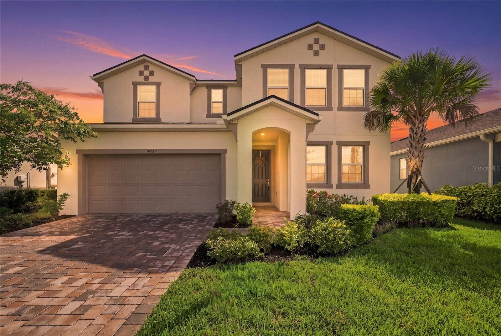 19780 BLUE POND DRIVE, Lutz, FL 33558