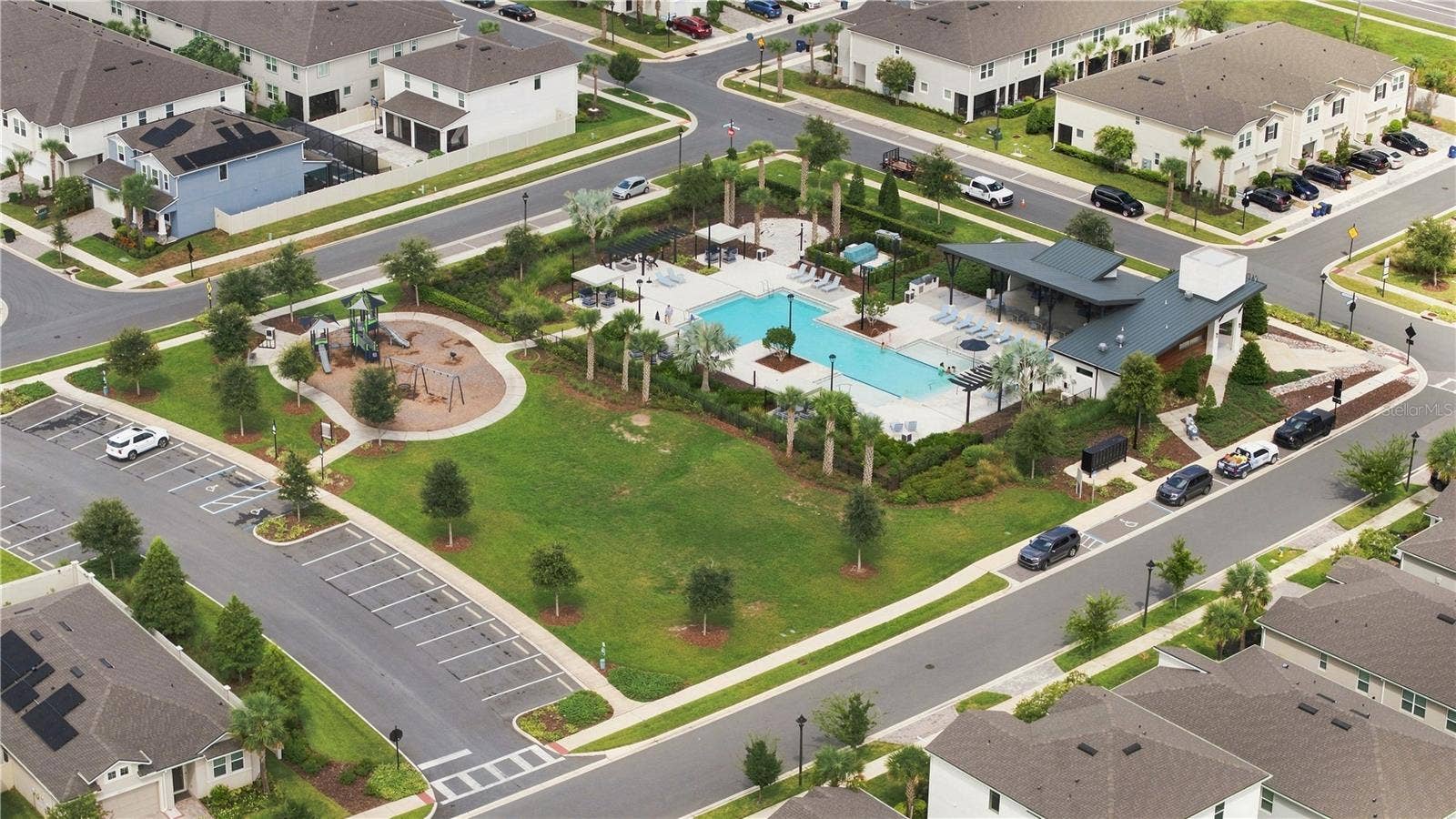 19780 BLUE POND DRIVE, Lutz, FL 33558