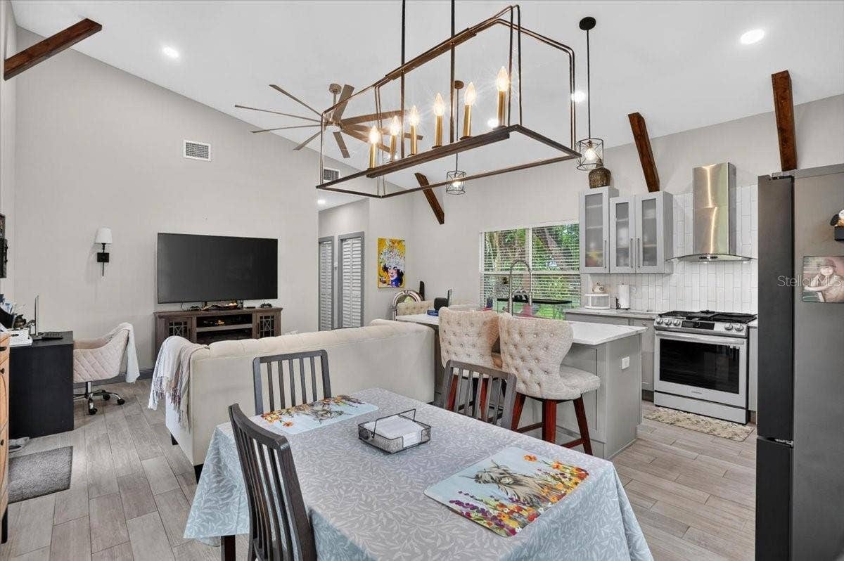 205 CAGLE ROAD, Brandon, FL 33511