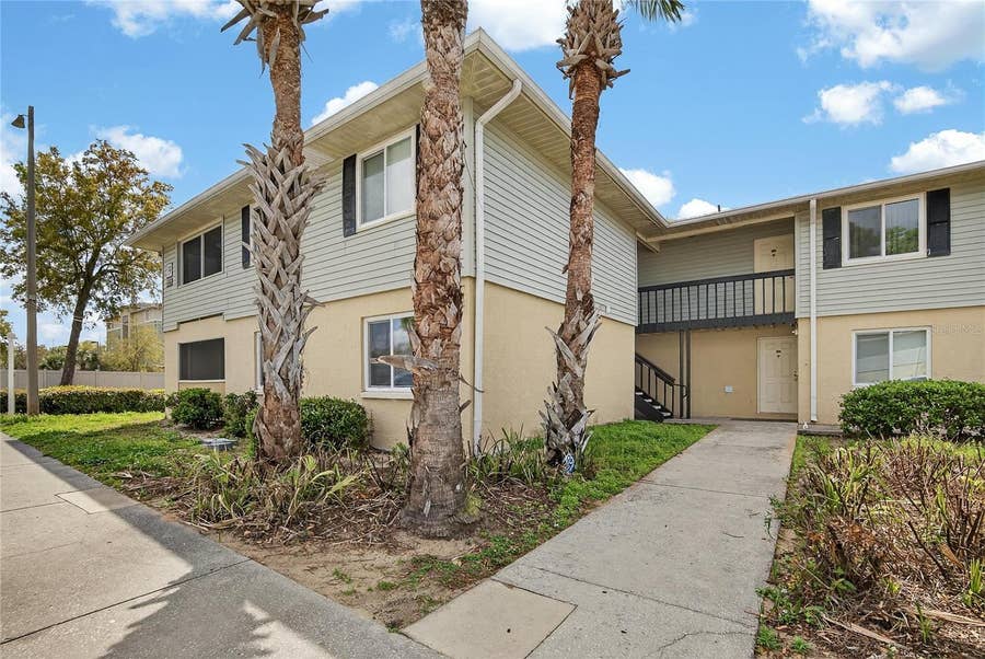 Property photo for 202 RED MAPLE PLACE, #202, Brandon, FL