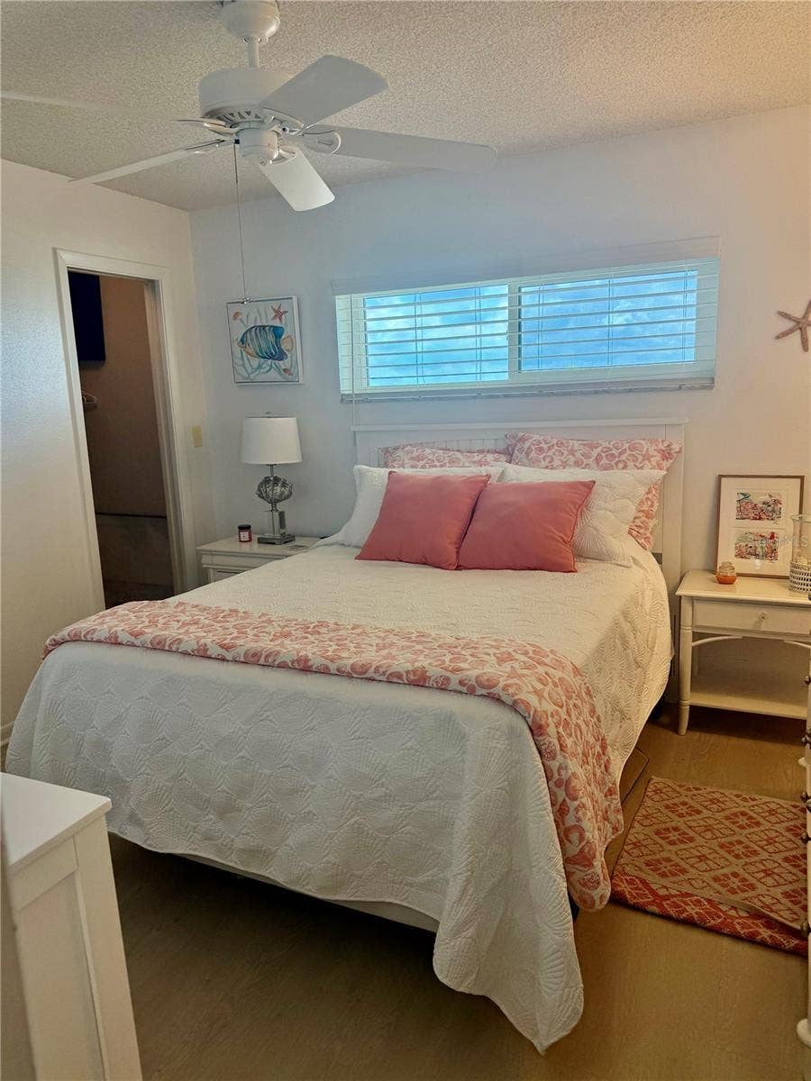 1270 GULF BOULEVARD, #707, Clearwater Beach, FL 33767 Guest Bedroom