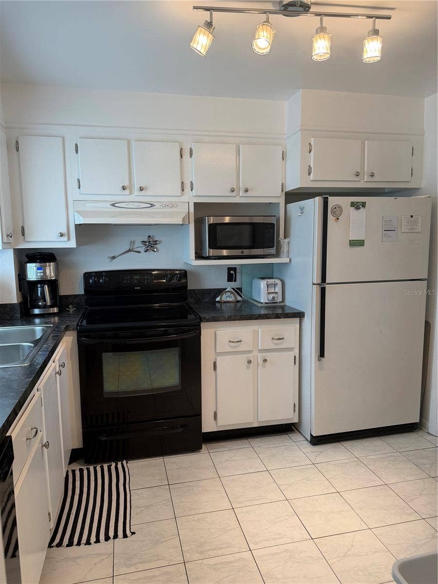1270 GULF BOULEVARD, #707, Clearwater Beach, FL 33767 1270 GULF BOULEVARD, #707, Clearwater Beach, FL 33767