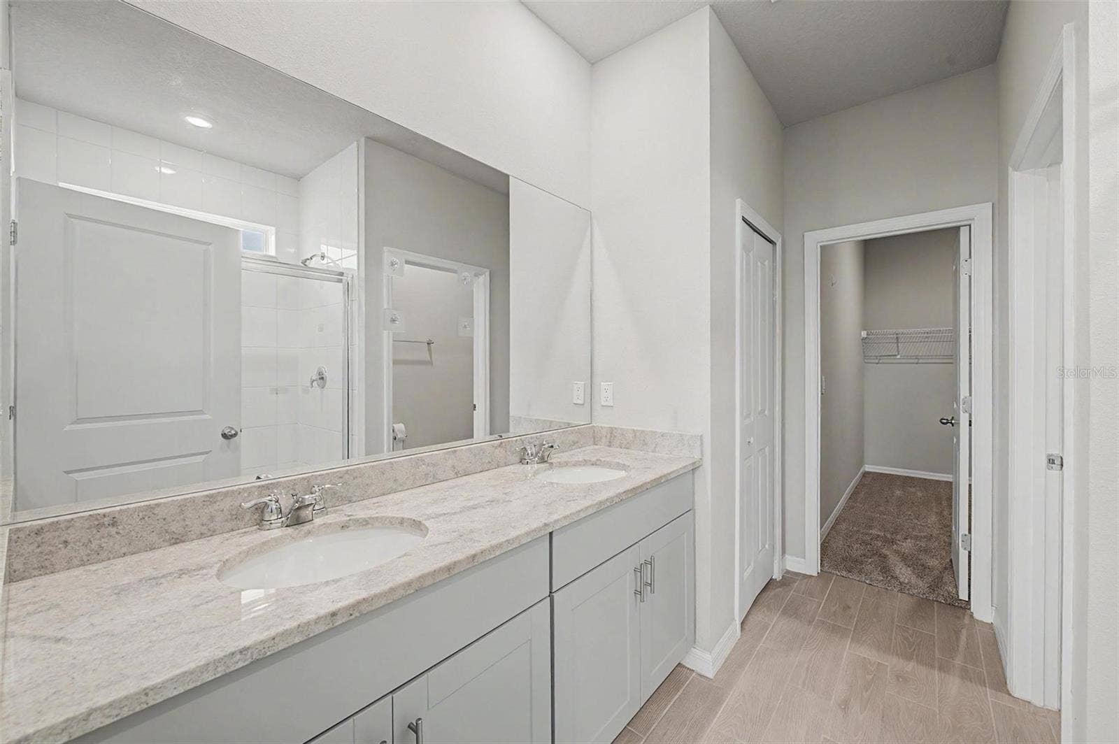 5435 BUNGALOW GROVE COURT, Palmetto, FL 34221 5435 BUNGALOW GROVE COURT, Palmetto, FL 34221