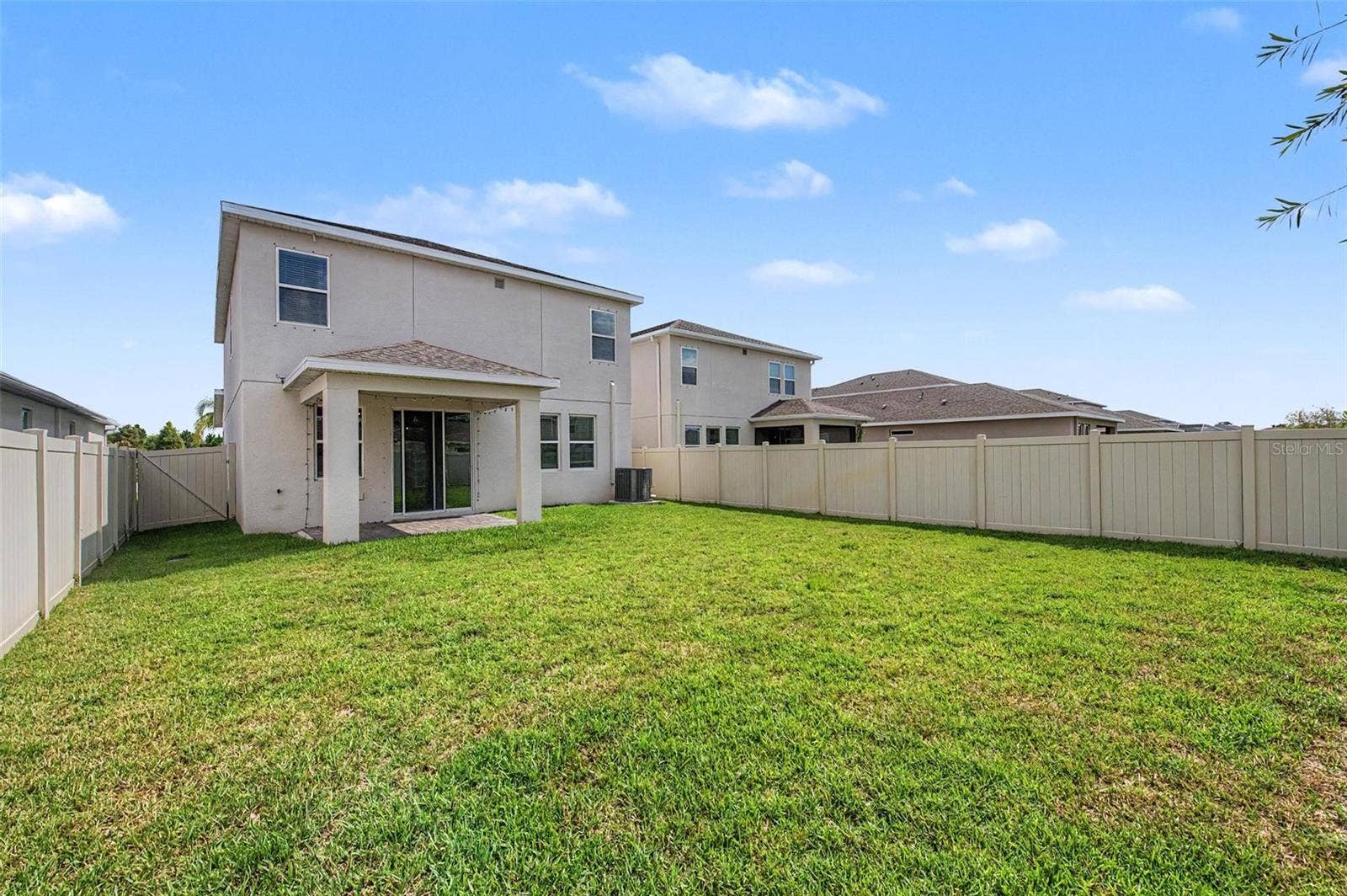 5435 BUNGALOW GROVE COURT, Palmetto, FL 34221 5435 BUNGALOW GROVE COURT, Palmetto, FL 34221