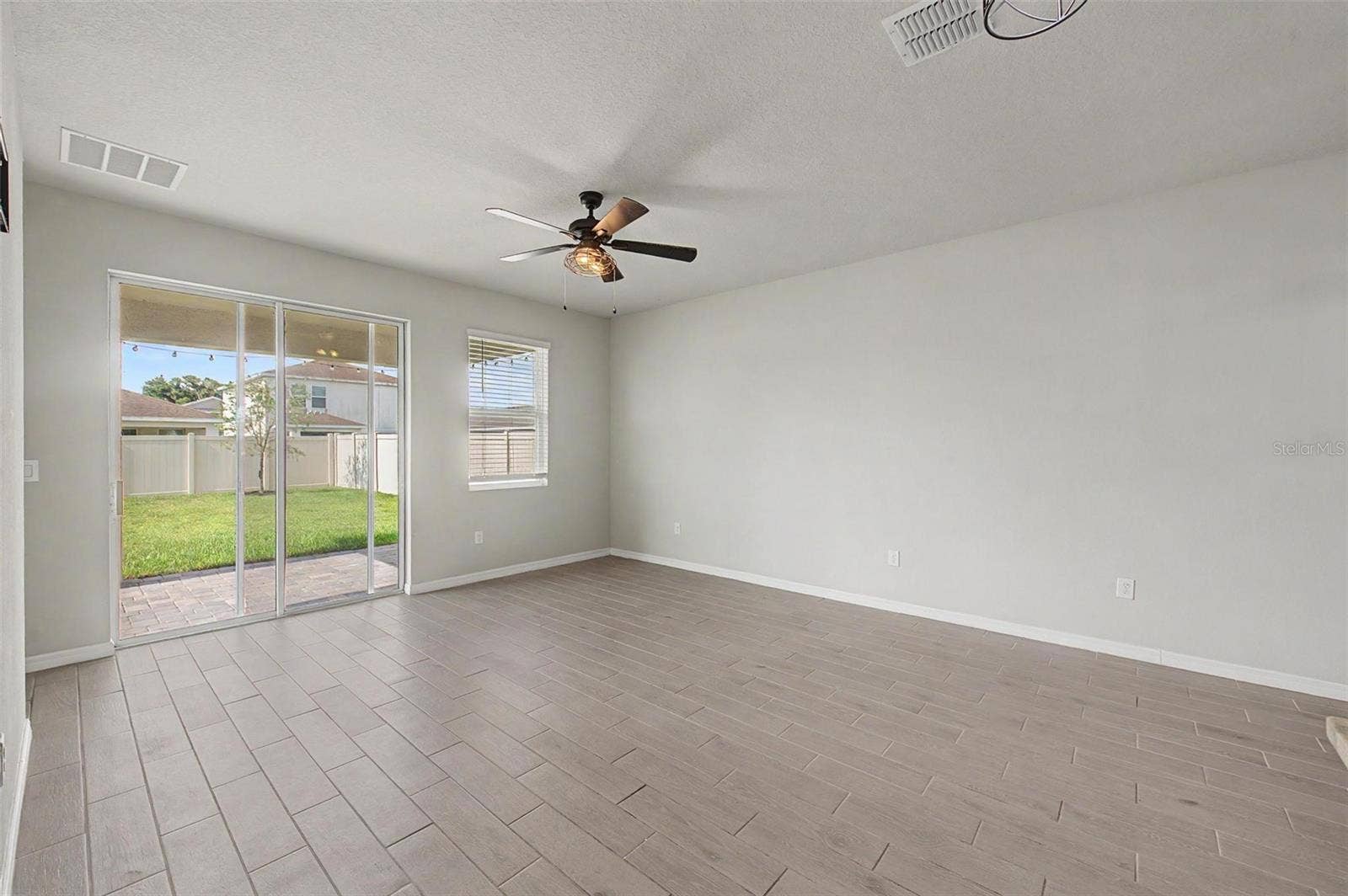 5435 BUNGALOW GROVE COURT, Palmetto, FL 34221 5435 BUNGALOW GROVE COURT, Palmetto, FL 34221