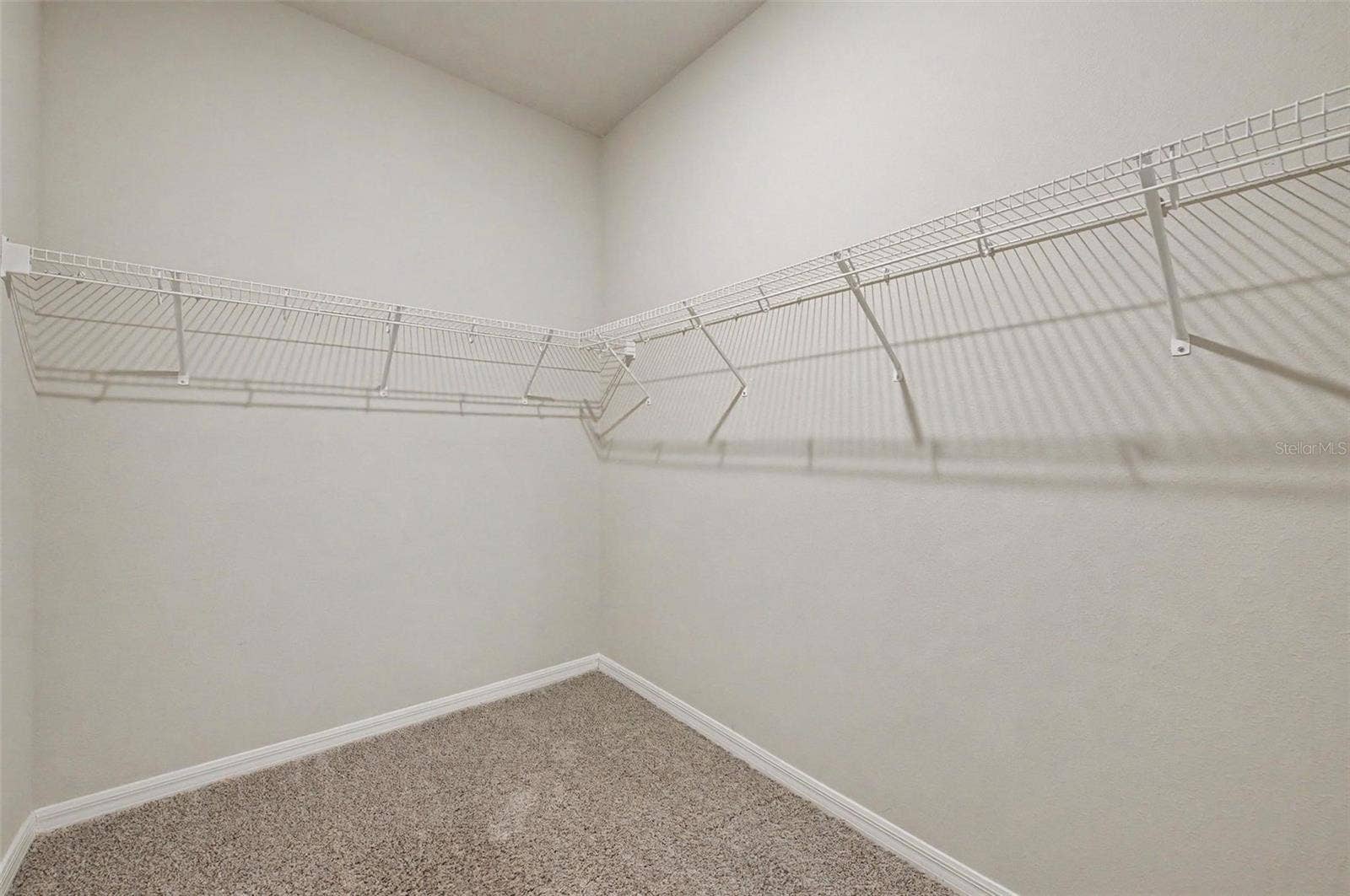 5435 BUNGALOW GROVE COURT, Palmetto, FL 34221 5435 BUNGALOW GROVE COURT, Palmetto, FL 34221