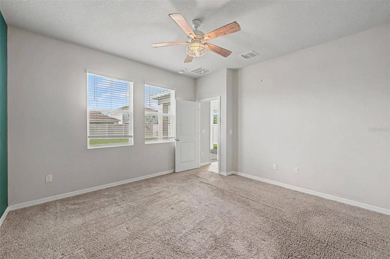 5435 BUNGALOW GROVE COURT, Palmetto, FL 34221 5435 BUNGALOW GROVE COURT, Palmetto, FL 34221