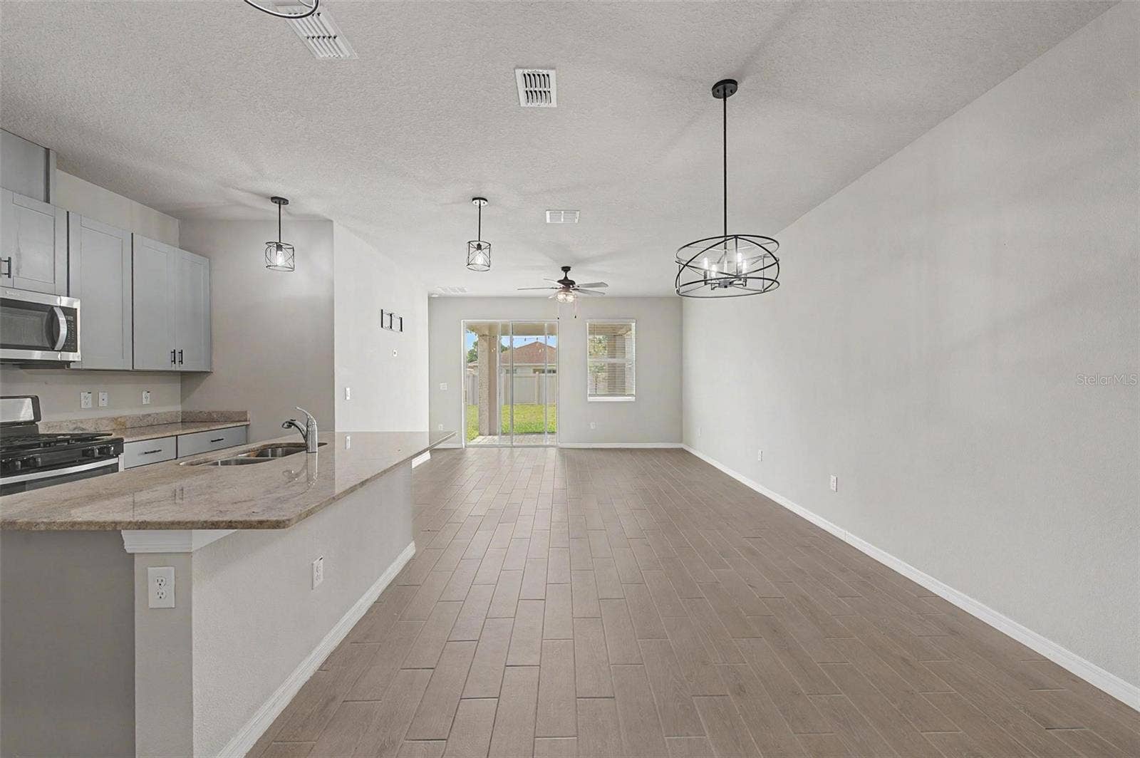 5435 BUNGALOW GROVE COURT, Palmetto, FL 34221 5435 BUNGALOW GROVE COURT, Palmetto, FL 34221