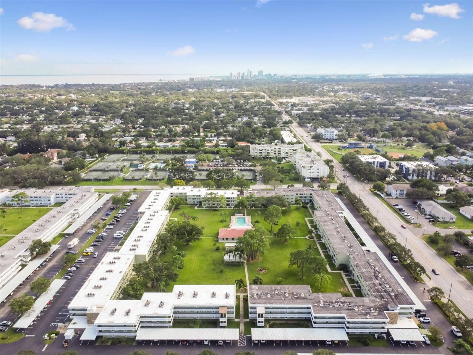 4885 1ST ST NE, #307, St Petersburg, FL 33703 4885 1ST ST NE, #307, St Petersburg, FL 33703