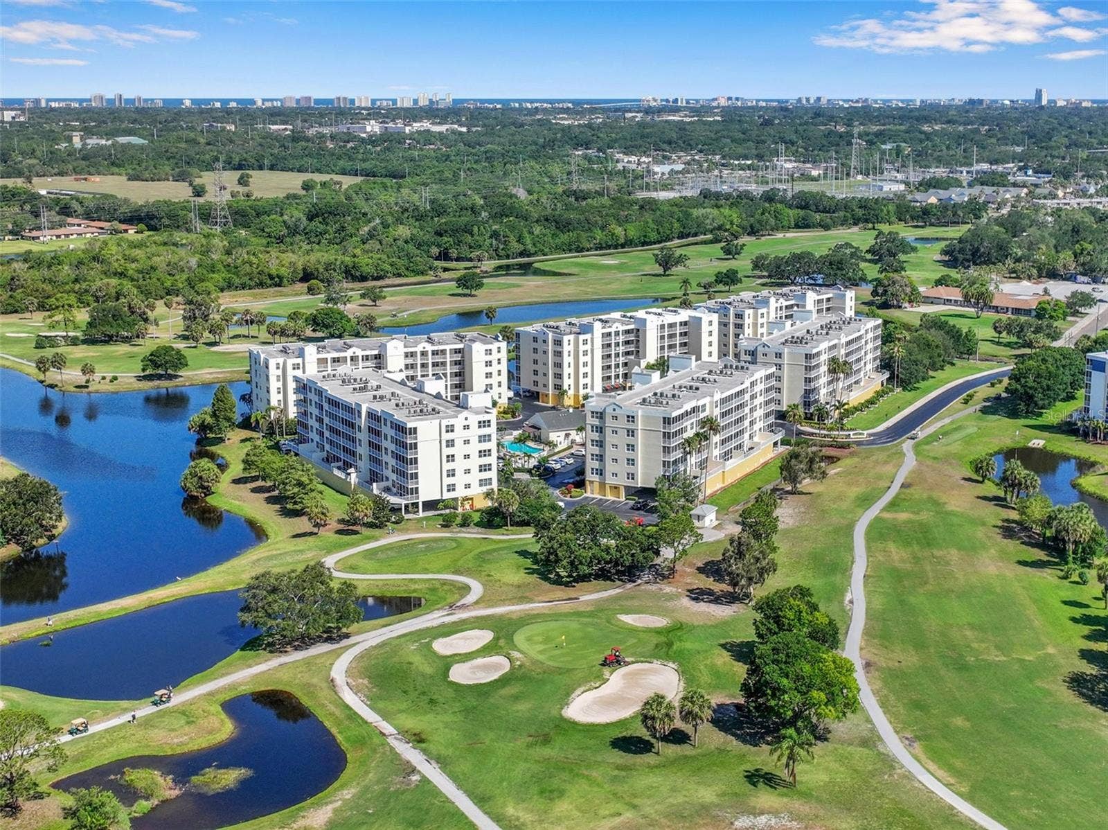 1200 COUNTRY CLUB DRIVE, #3105, Largo, FL 33771 1200 COUNTRY CLUB DRIVE, #3105, Largo, FL 33771