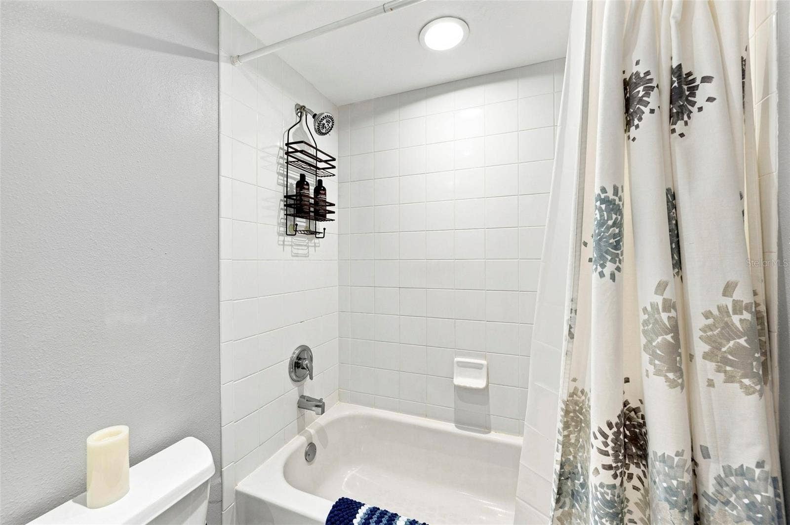 1200 COUNTRY CLUB DRIVE, #3105, Largo, FL 33771 1200 COUNTRY CLUB DRIVE, #3105, Largo, FL 33771