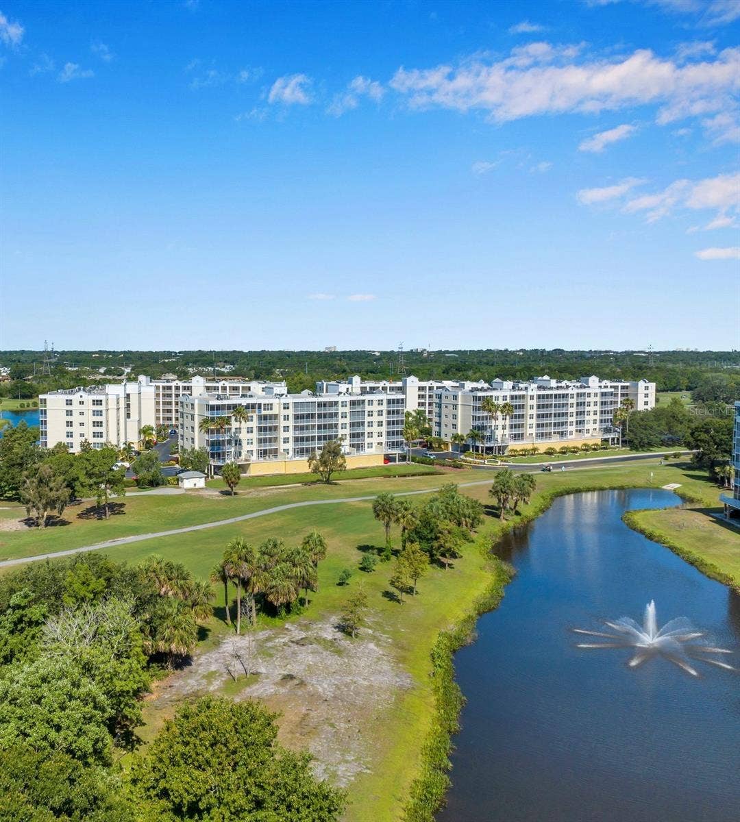1200 COUNTRY CLUB DRIVE, #3105, Largo, FL 33771 1200 COUNTRY CLUB DRIVE, #3105, Largo, FL 33771