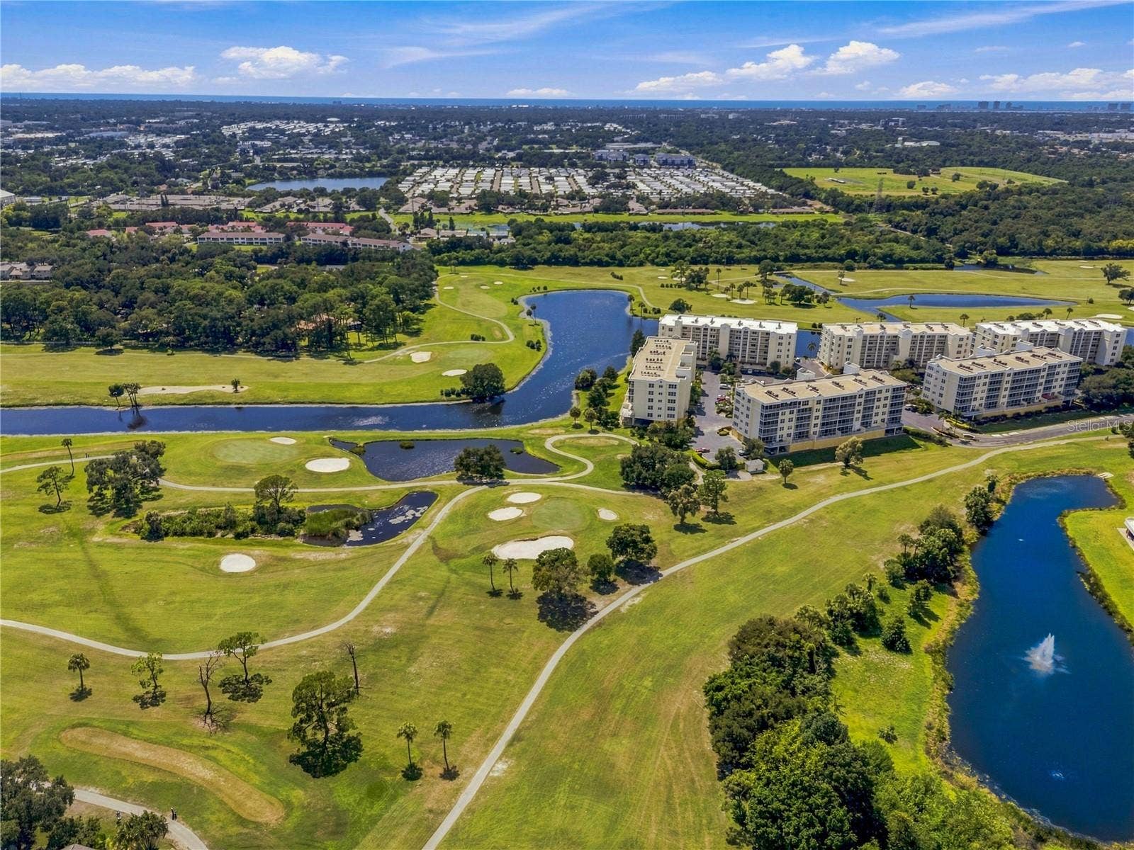 1200 COUNTRY CLUB DRIVE, #3105, Largo, FL 33771 1200 COUNTRY CLUB DRIVE, #3105, Largo, FL 33771