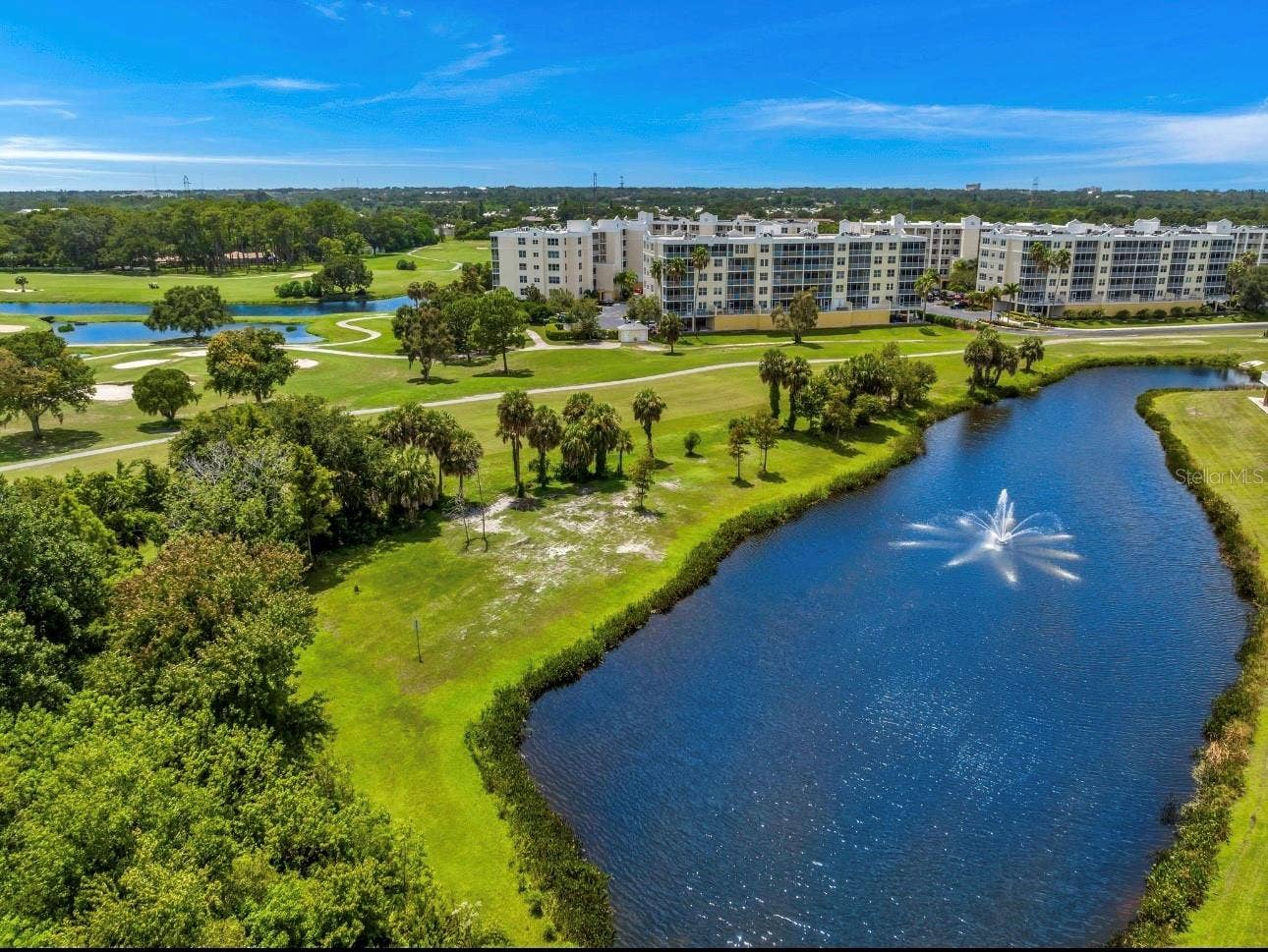 1200 COUNTRY CLUB DRIVE, #3105, Largo, FL 33771 1200 COUNTRY CLUB DRIVE, #3105, Largo, FL 33771