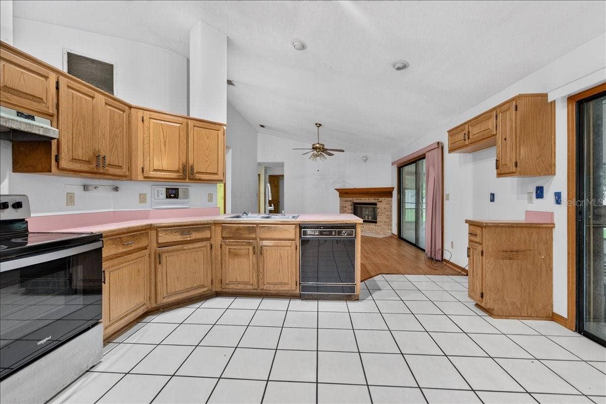 344 N FREDERICK AVENUE, Daytona Beach, FL 32114