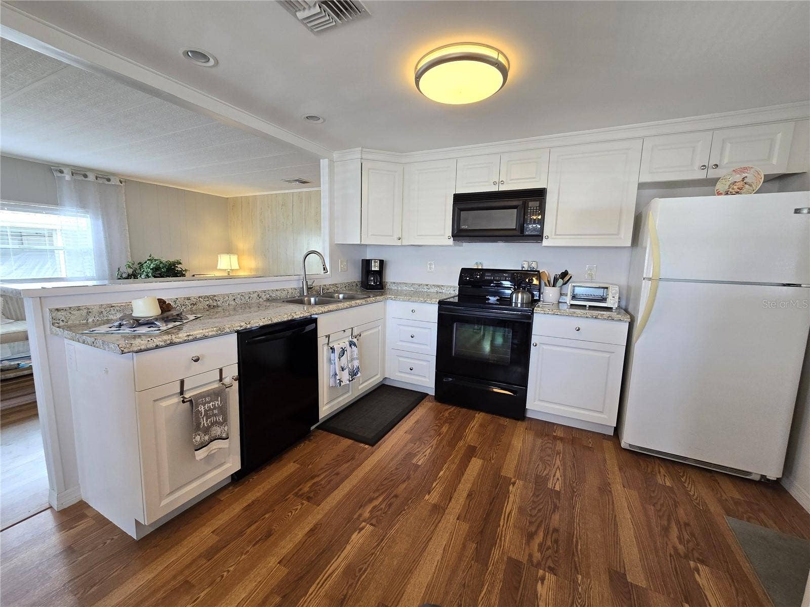 2122 WATERVIEW DRIVE, Holiday, FL 34691 Remodeled kitchen