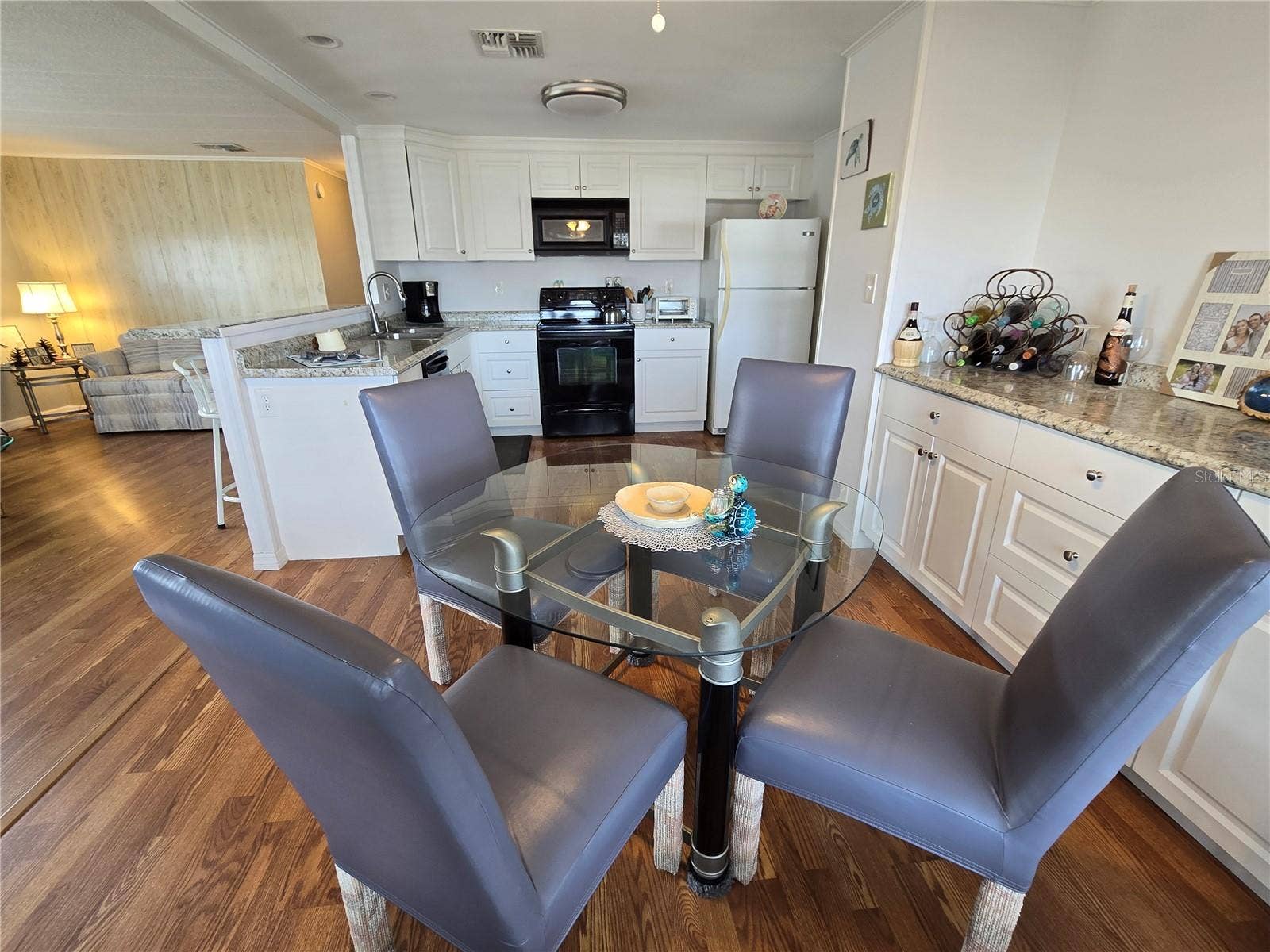 2122 WATERVIEW DRIVE, Holiday, FL 34691 2122 WATERVIEW DRIVE, Holiday, FL 34691