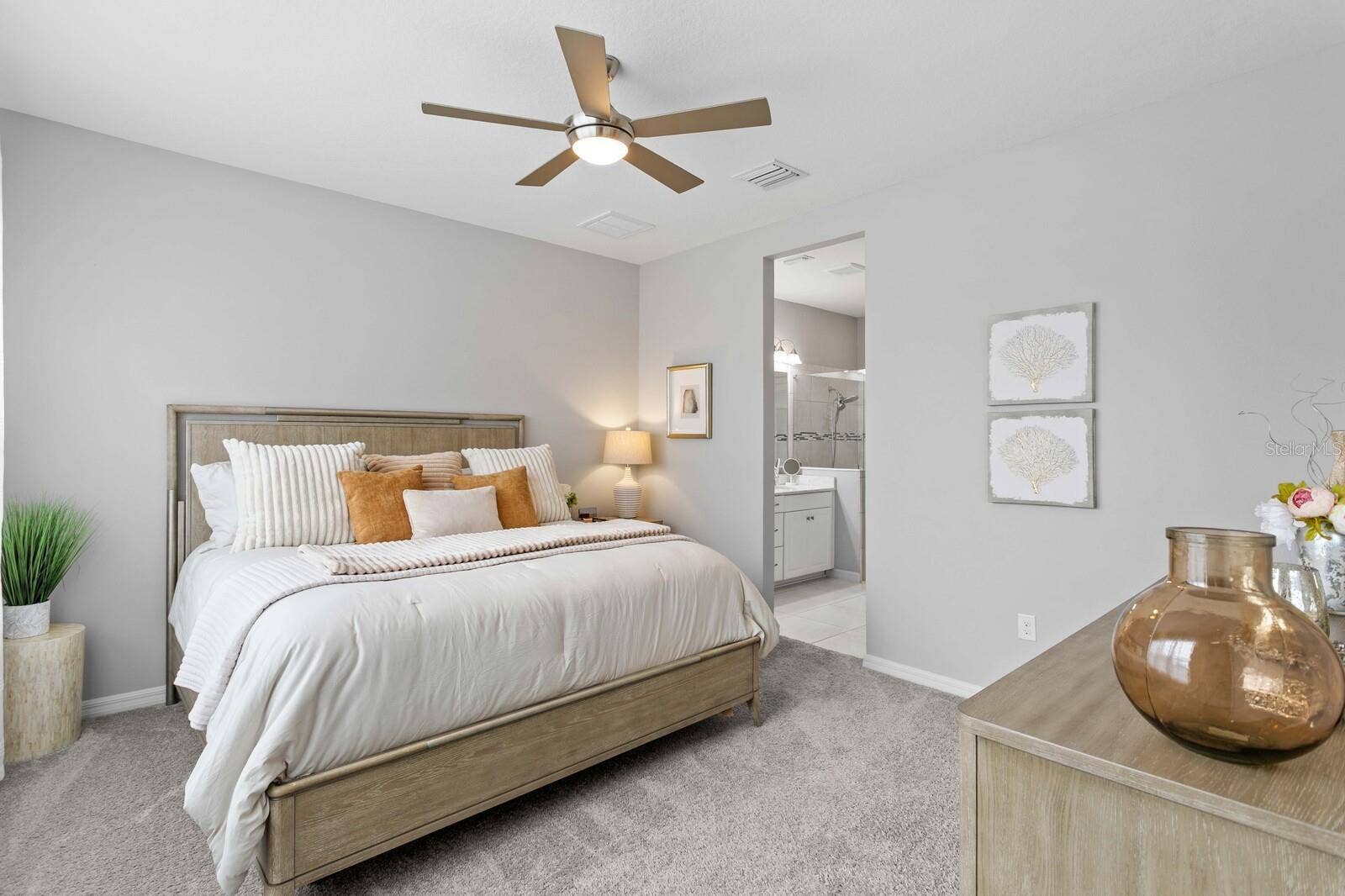 8524 ARABELLA LANE, Seminole, FL 33777 8524 ARABELLA LANE, Seminole, FL 33777