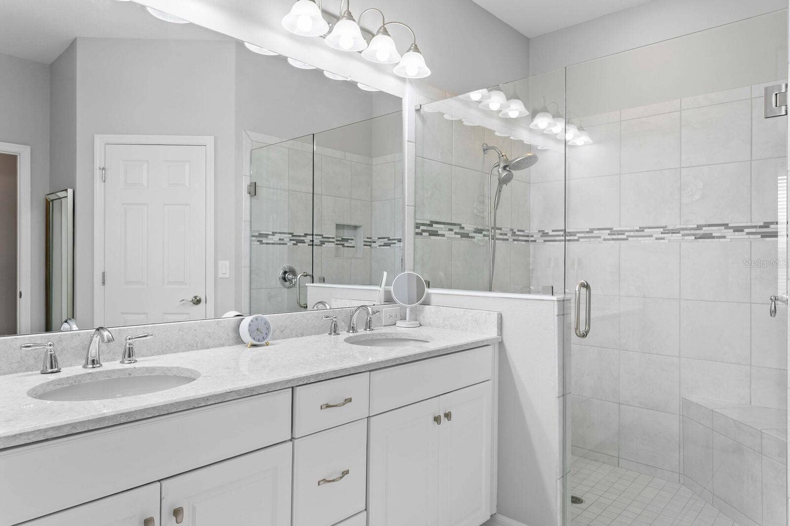 8524 ARABELLA LANE, Seminole, FL 33777 8524 ARABELLA LANE, Seminole, FL 33777