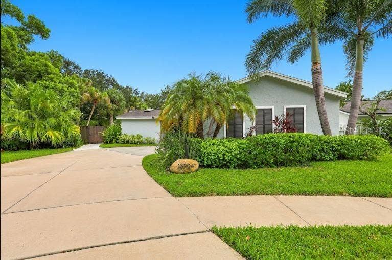 13904 HAYWARD PLACE, Tampa, FL 33618 13904 HAYWARD PLACE, Tampa, FL 33618