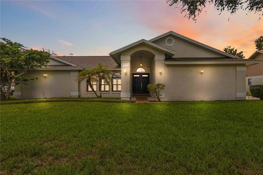 Property photo for 2110 LAINDALE # PLACE, Valrico, FL