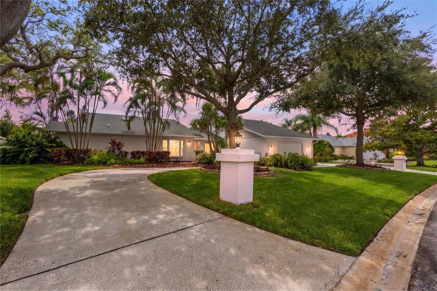 Property photo for 2339 KINGS POINT DRIVE, Largo, FL