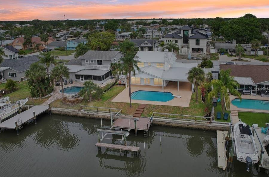 Property photo for 8706 ELMWOOD LANE, Tampa, FL
