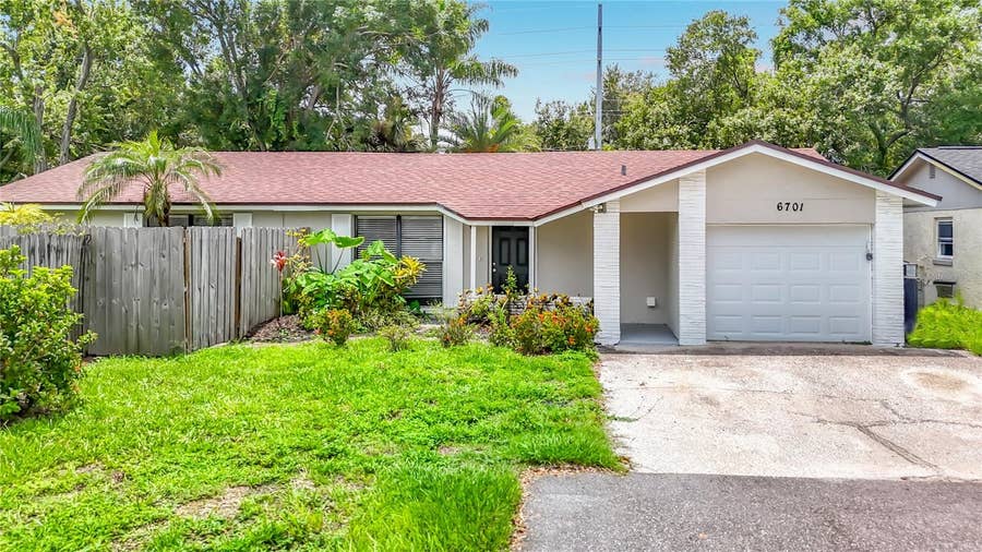 Property photo for 6701 VILLAGE GROVE COURT, Tampa, FL