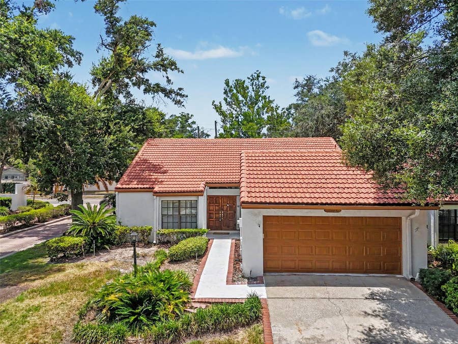 Property photo for 11502 ROBLES DEL RIO PLACE, Temple Terrace, FL