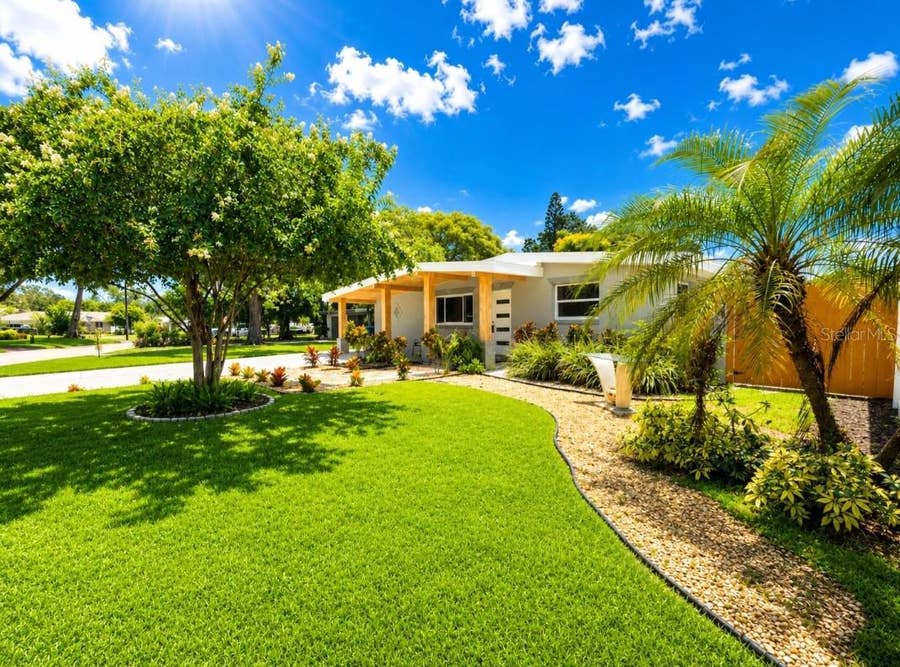 Property photo for 138 DAVISON AVENUE NE, St Petersburg, FL